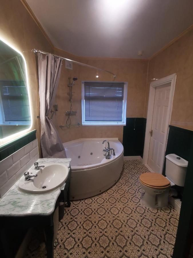 Ballycarnan Lodge Self Catering Accomodation ポート・レーイシュ エクステリア 写真